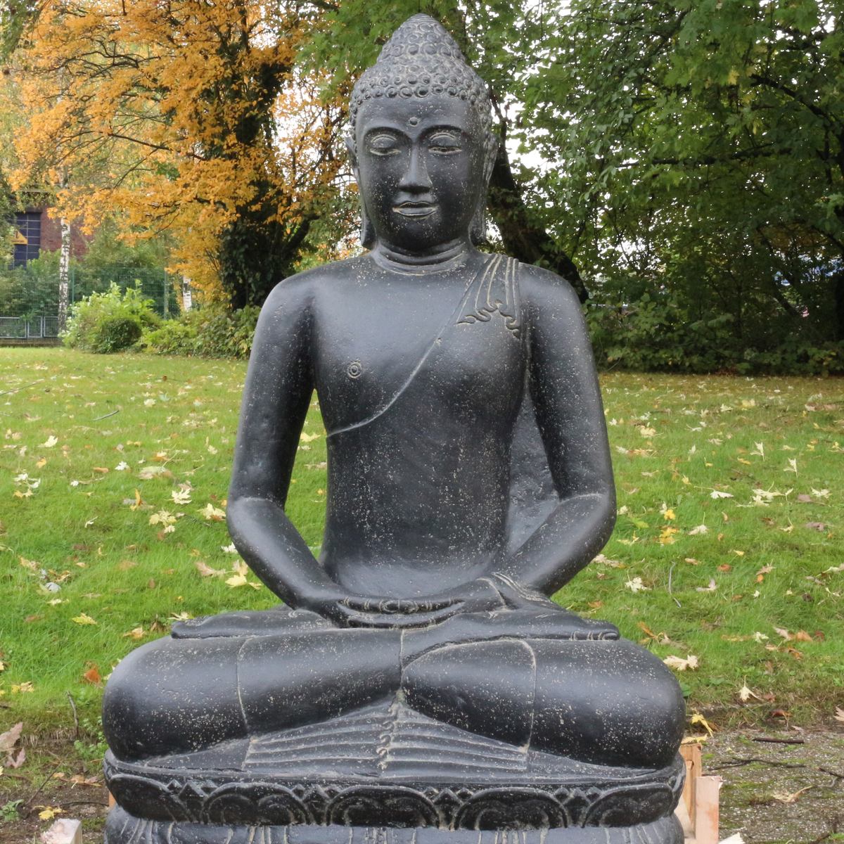 Große Buddha Steinfigur sitzend Skulptur 126cm