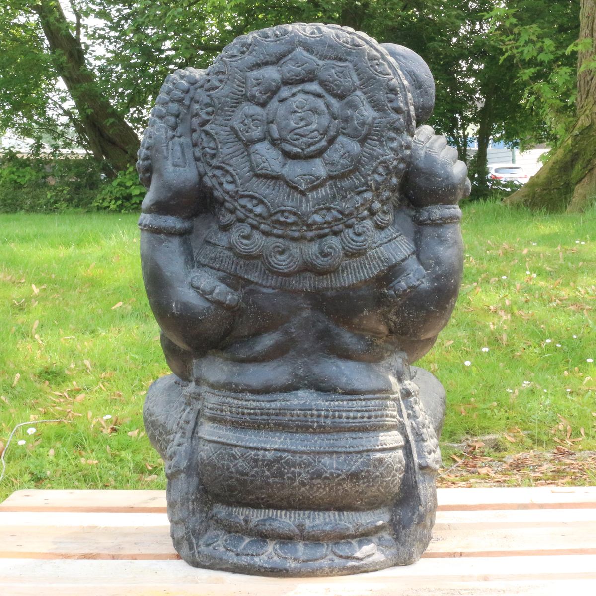 Ganesha Steinfigur aus Steinguss für innen und außen Winterhart ca. 80 cm