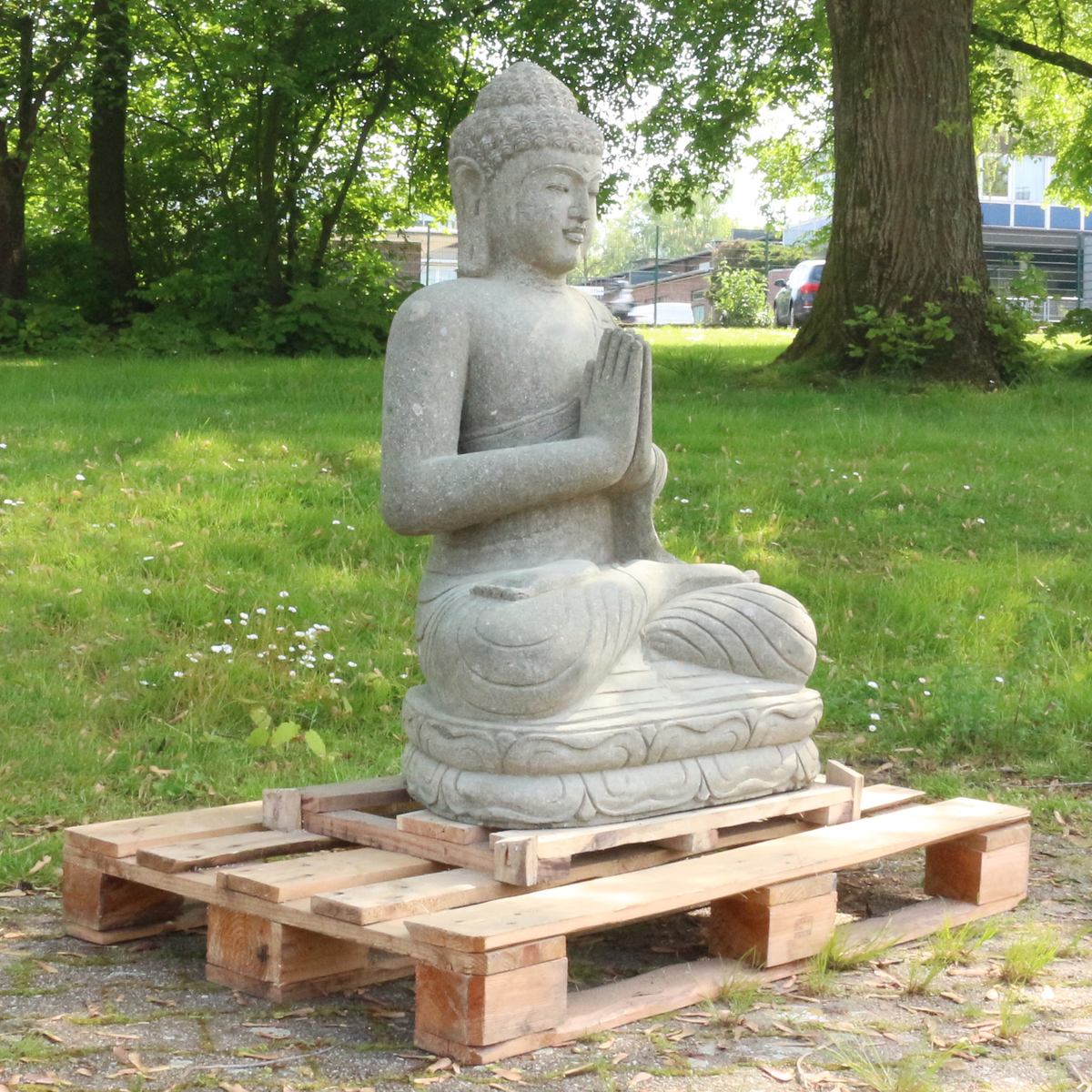 Buddha Steinfigur Deko aus Stein für den Garten frostsicher wetterfest groß Steinbuddha