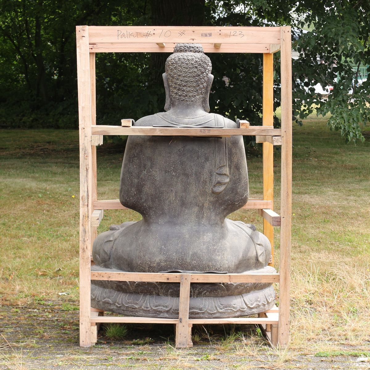 XXL Buddha Figur sitzend Skulptur Lotussitz Meditationsgeste Stein Lavasand Bali Steinfigur Garten Deko Greetings 150 cm