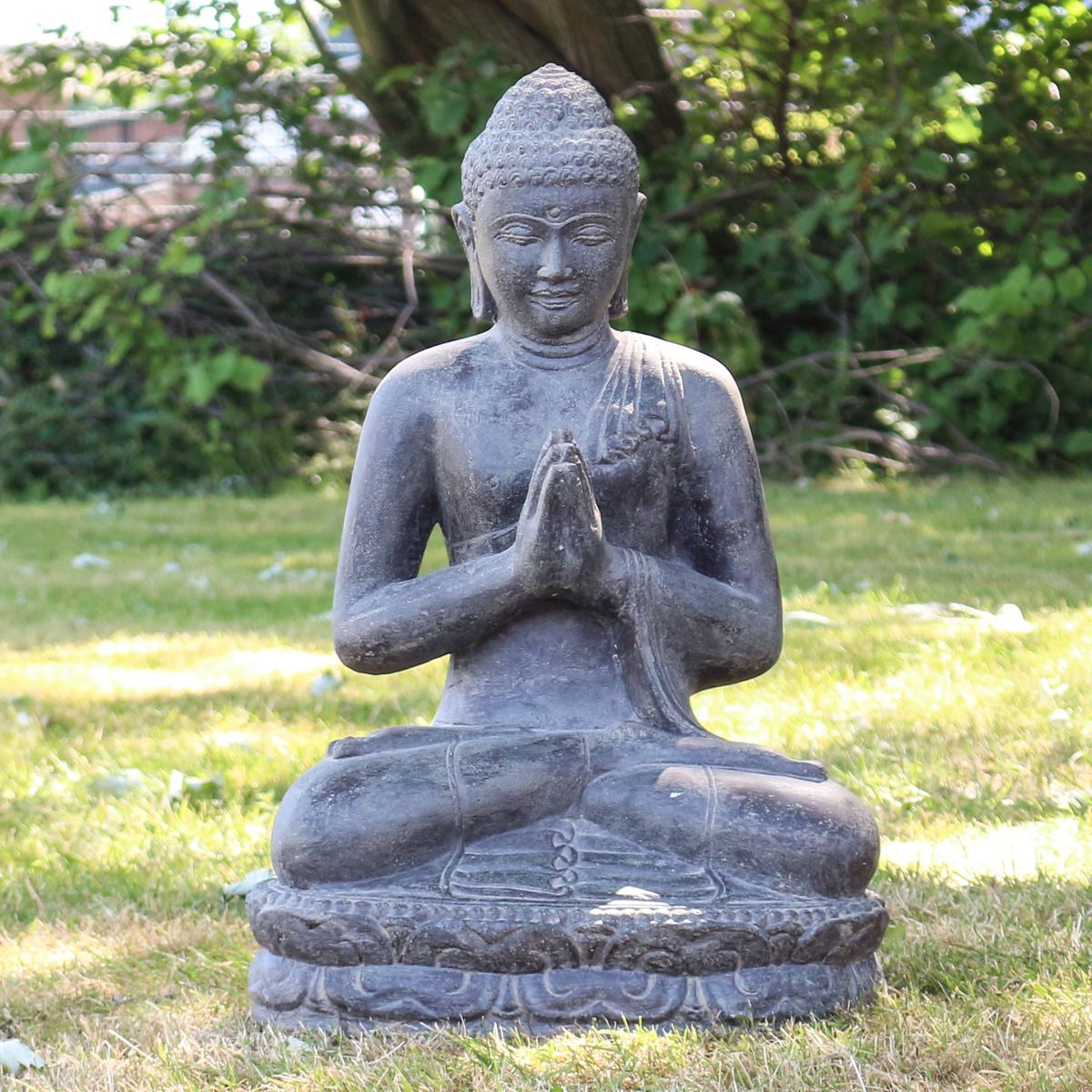 Buddha Steinfigur Deko aus Stein für den Garten frostsicher wetterfest groß Steinbuddha