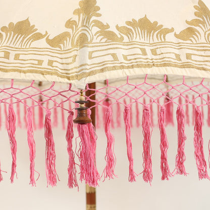 Balinesischer Sonnenschirm 180 cm mit goldener Bemalung Weiß Pink