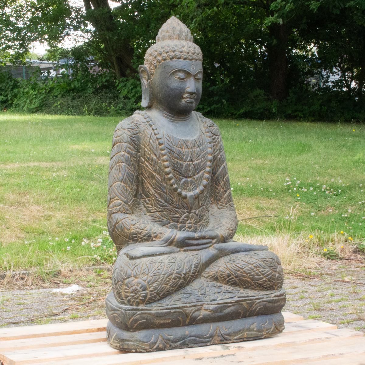 Gartenfigur Buddhafigur Steinbuddha Buddha aus Stein für den Garten