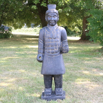 Samurai Krieger aus Stein Japan Steinfigur Skulptur Gartenfigur Massiv frostsicher für innen und außen Steinkrieger stehend GRC 127 cm