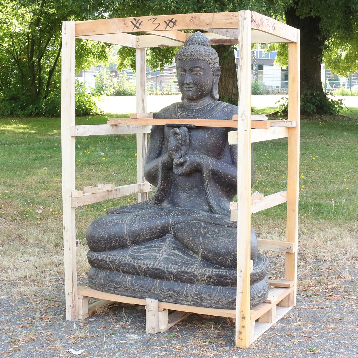 XXL Buddha Figur Gartenfigur aus Lavastein Sitzend 150 cm Chakra