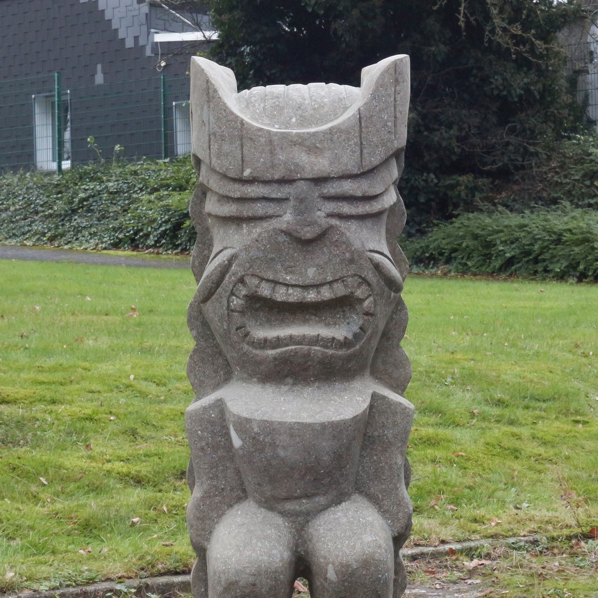 Tiki Moai Greenstone Steinfigur Dekofigur Garten Figur aus Stein 100cm